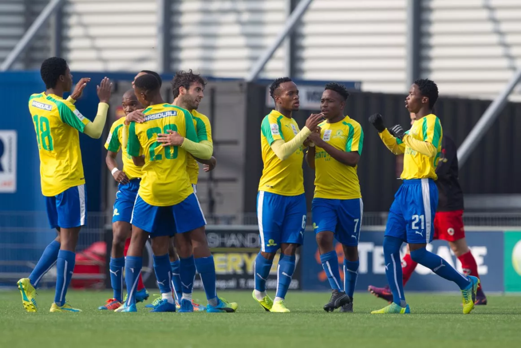 Celebration-Mamelodi-Sundowns-FC.height-775_1DyTJxC-1030x687