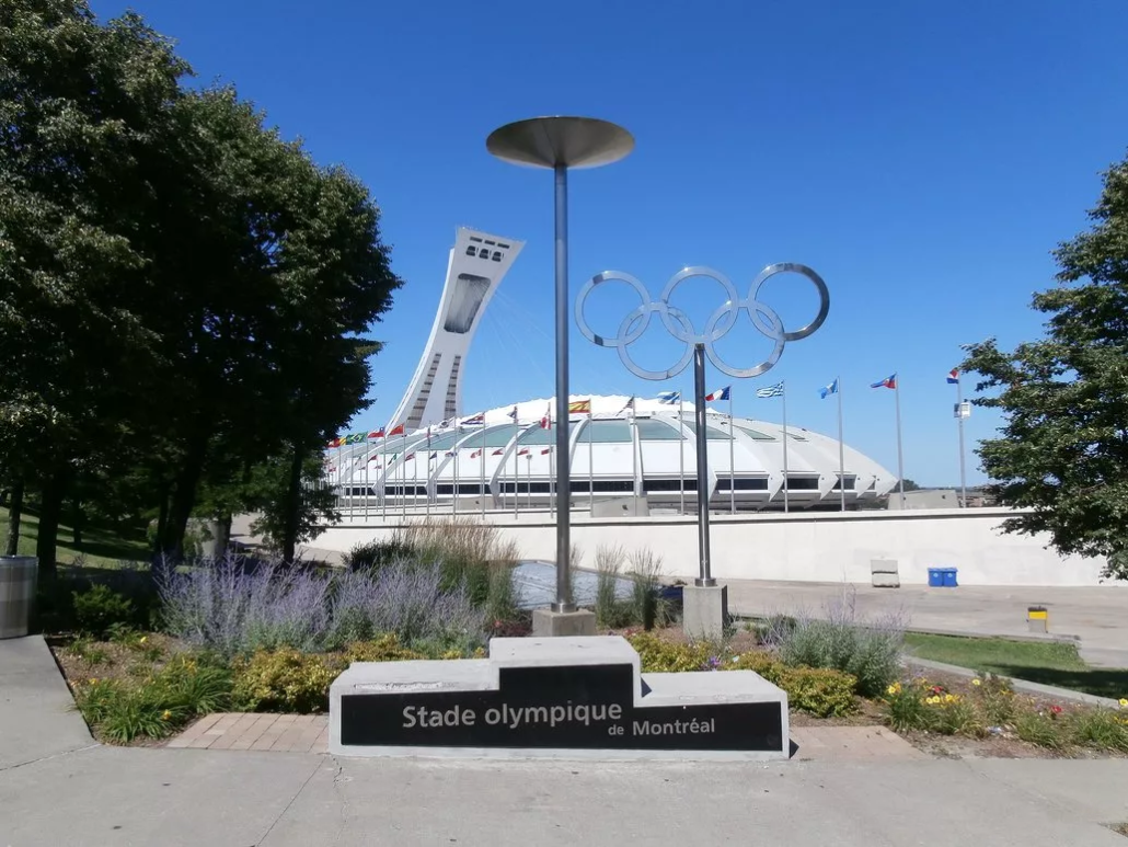 Football-Tour-Canada-Montreal-Stadium.height-775_N7ex4Jm-1030x773