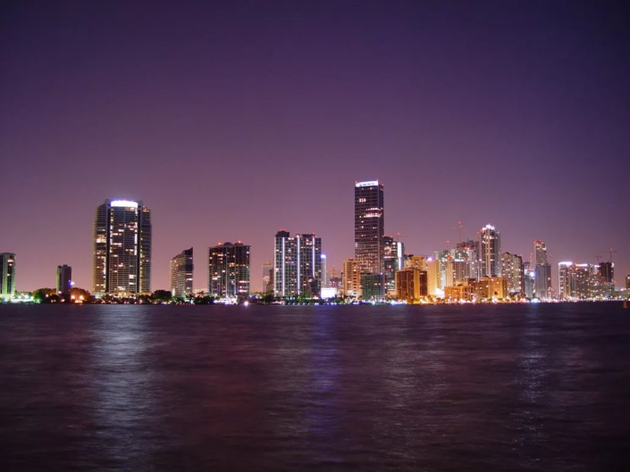 Football-Tour-Miami-Skyline.height-775_IfVVRHN-705x529